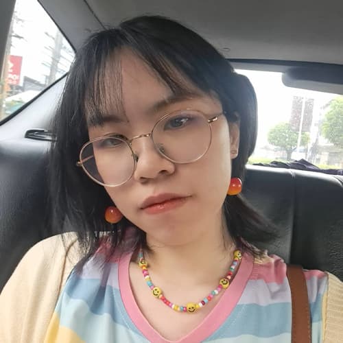 นางสาวภูษณิศา สุวสิริกุล
